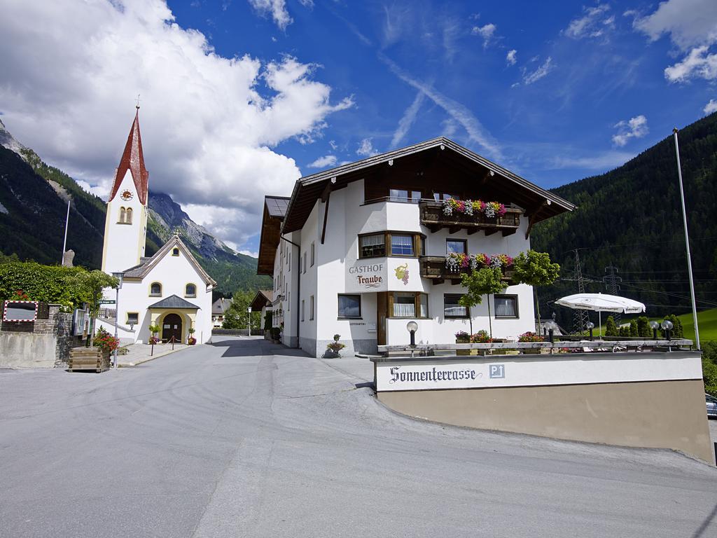 Hotel Traube Pettneu am Arlberg Εξωτερικό φωτογραφία