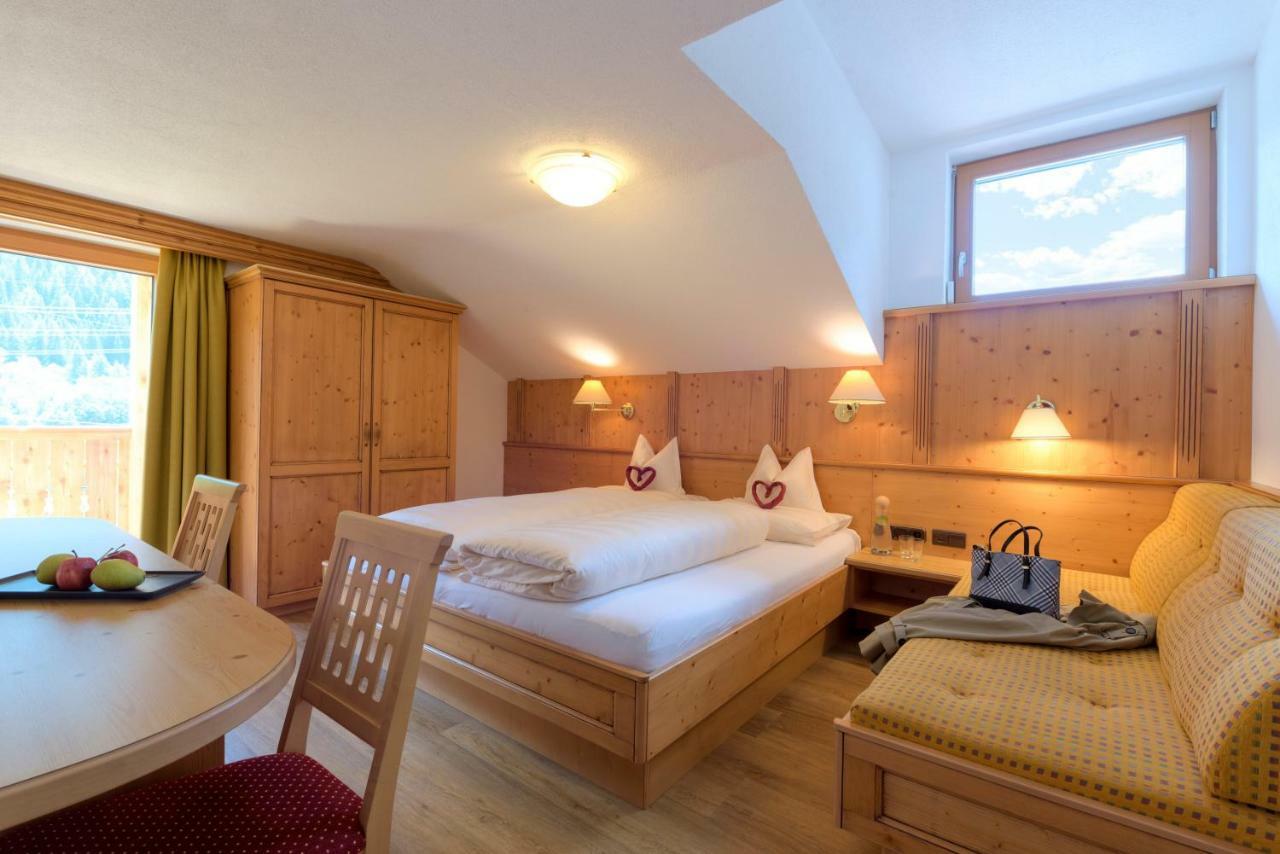 Hotel Traube Pettneu am Arlberg Εξωτερικό φωτογραφία
